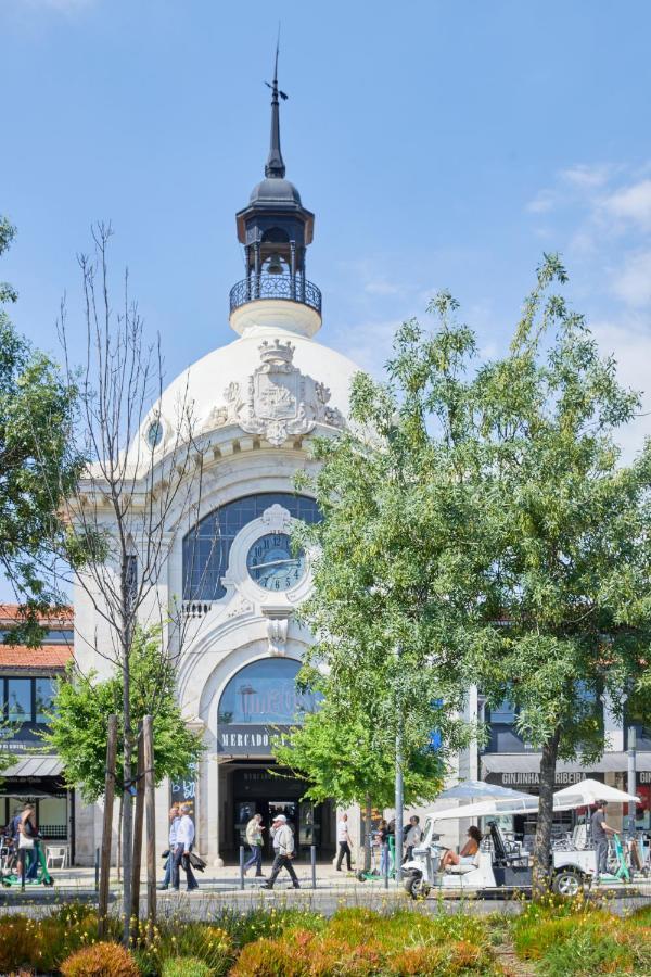 Sunny Pink Street Historical Apt, By Timecooler Lisboa Ngoại thất bức ảnh