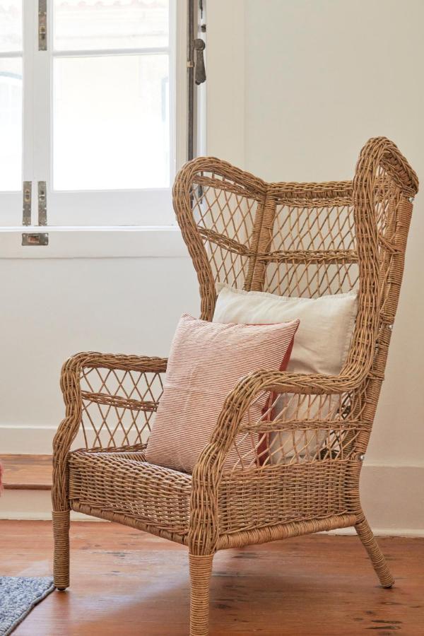Sunny Pink Street Historical Apt, By Timecooler Lisboa Ngoại thất bức ảnh